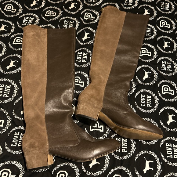 VS Knee High Boots - Picture 1 of 4